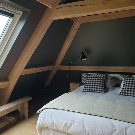 Par Hasard Ou Pas Bed and Breakfast Saint-Martin-aux-Chartrains Exteriör bild