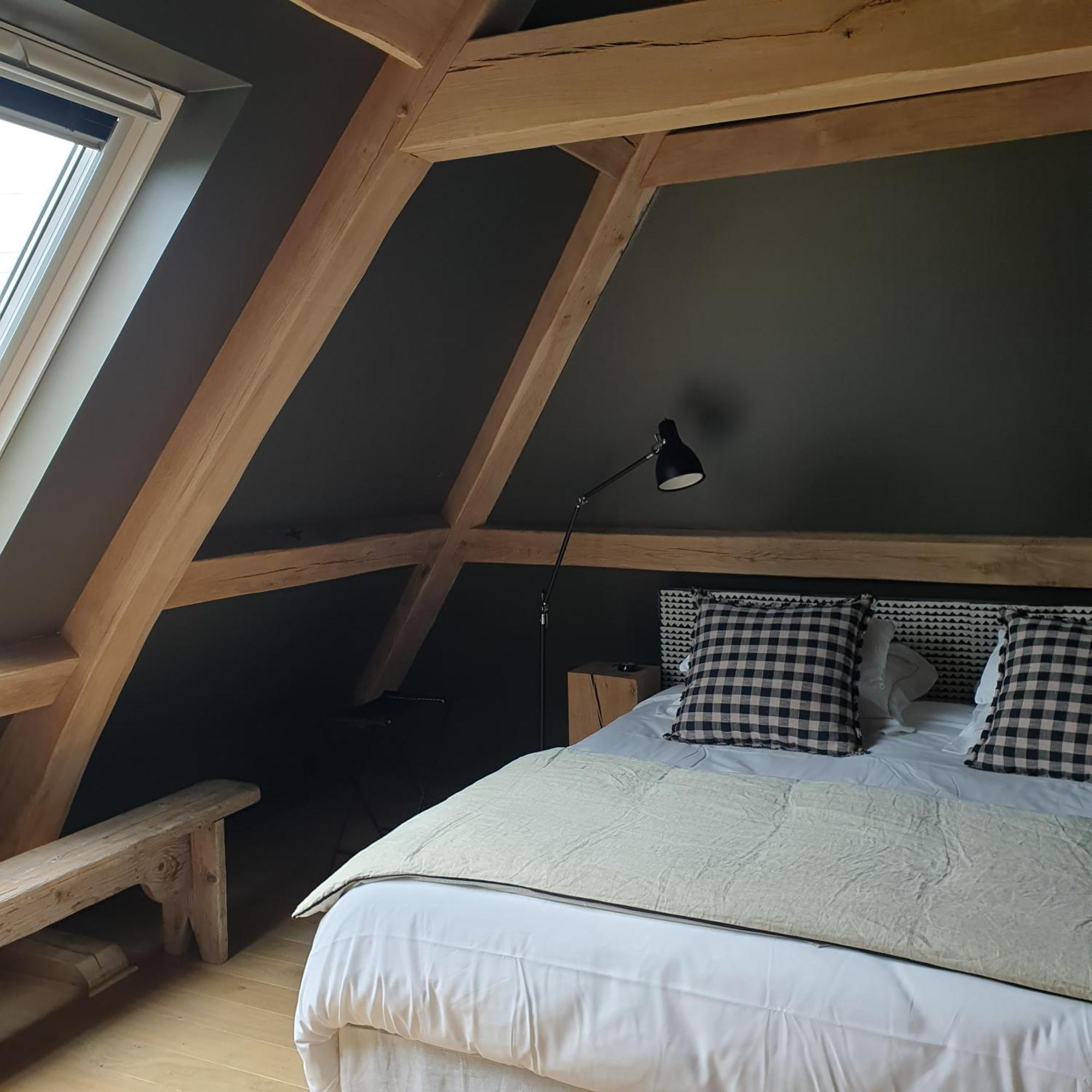 Par Hasard Ou Pas Bed and Breakfast Saint-Martin-aux-Chartrains Exteriör bild