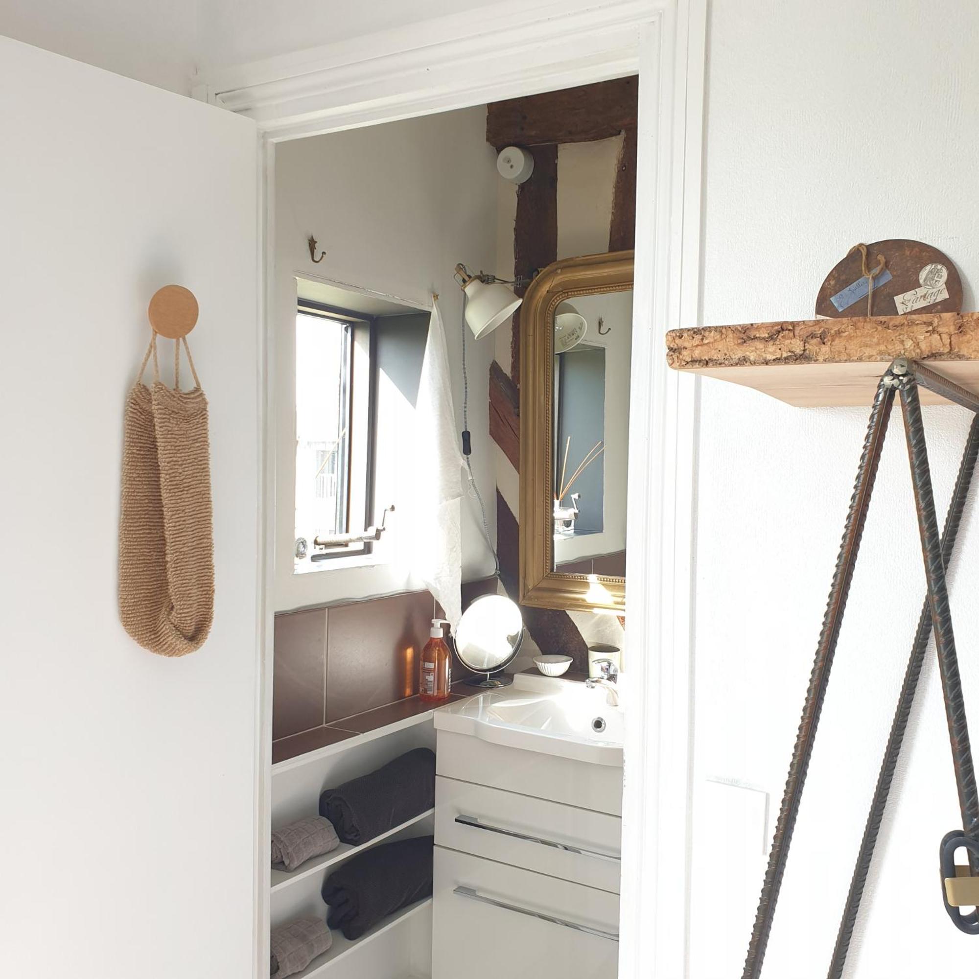Par Hasard Ou Pas Bed and Breakfast Saint-Martin-aux-Chartrains Exteriör bild